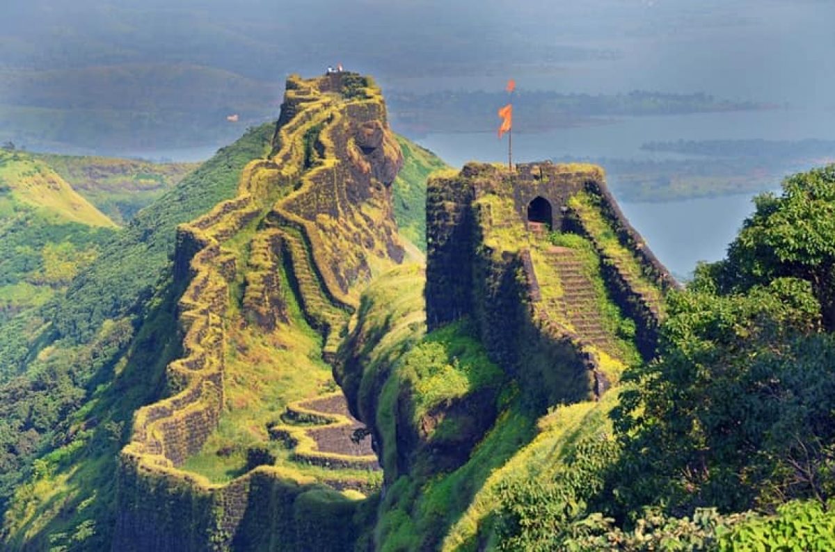 rajgad fort trek from mumbai