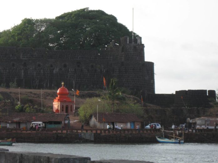 विजयदुर्ग | Vijaydurg Fort