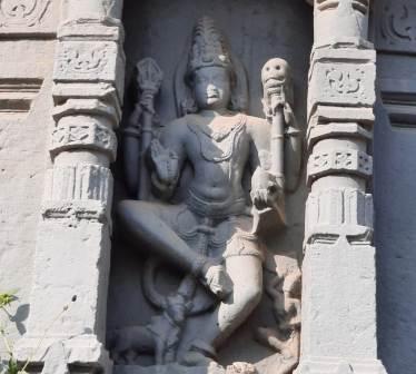 नटेश शिव | नीलकंठेश्वर मंदिर, निलंगा