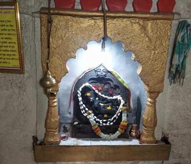 शेषशायी विष्णु मंदिर, संगम माहूली