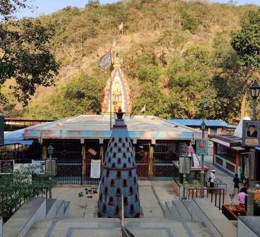 तुंगारेश्वर शिव मंदिर