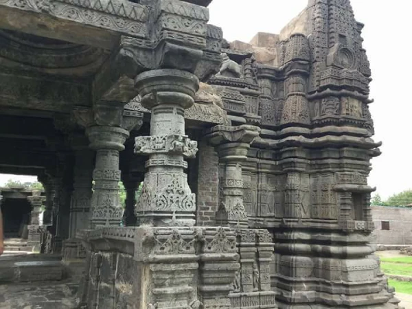 विष्णू आणि शिव मंदिर, सातगाव भुसारी
