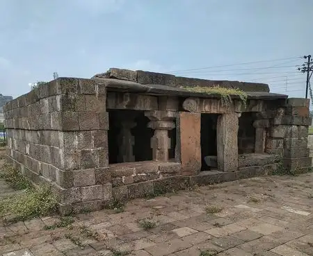 मल्लिकार्जुन मंदिर, कर्जत
