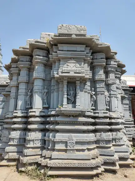 नीलकंठेश्वर मंदिर, निलंगा