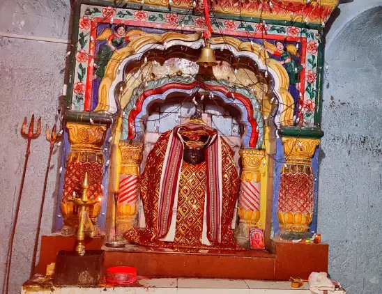 उत्तर मराठा कालीन मातब्बर सरदार बाळोजी कुंजीर यांचे गाव वाघापूर