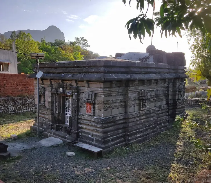 श्री कुकडेश्वर शिवमंदिर, पूर