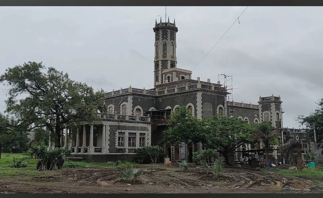 अक्कलकोट संस्थांनचे शस्त्रगार | आशिया खंडातील सर्वात मोठं शस्त्रागार